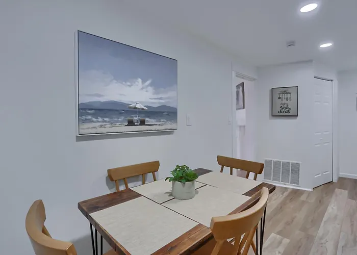 Mt Washington, Merrimac !1 Modern 1 Bedroom With Parking Pittsburgh