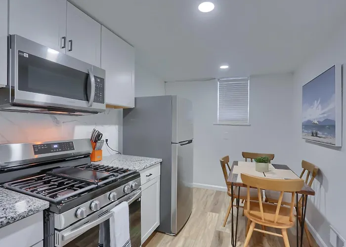 Mt Washington, Merrimac !1 Modern 1 Bedroom With Parking * Pittsburgh